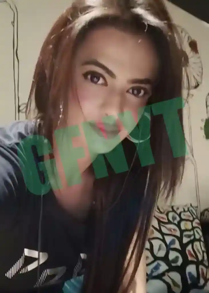 Beautiful Call Girl Seema Available For Both Incall and Outcall